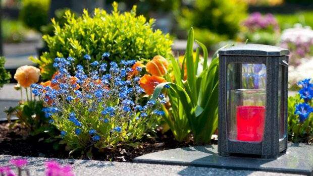 Радоница 2026: как правильно поминать усопших и почему кладбище — не место для застолий