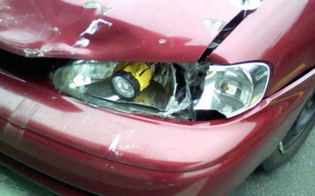 Фара легко заменяется фонарём Фара легко заменяется фонарём