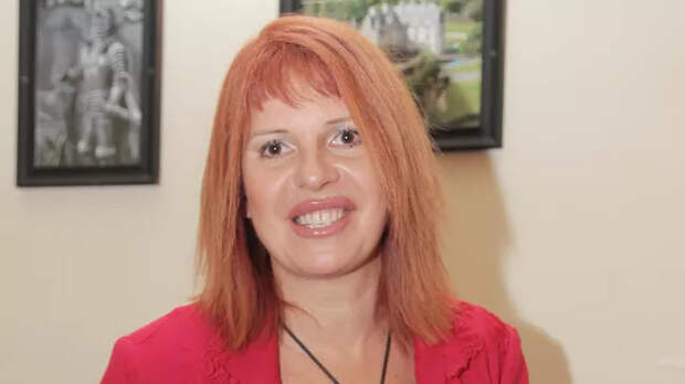 Наталья Штурм призвала Полину Лурье избавиться от «проклятой» квартиры Долиной