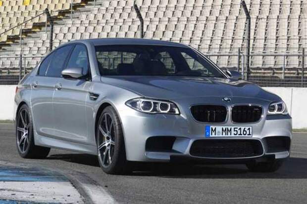 BMW M5.