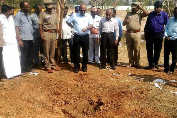 Специалисты изучают «метеорит», убивший человека в Индии