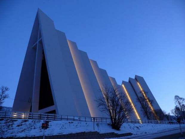 Лютеранский арктический собор (Норвегия) красиво. необычно, храм. мир