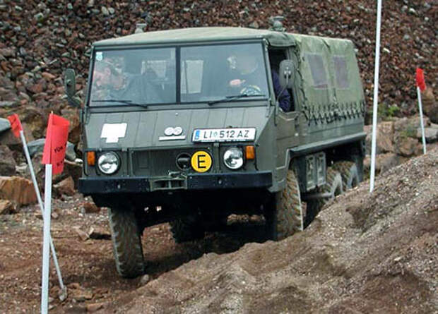 Steyr Daimler Puch-Pinzgauer 