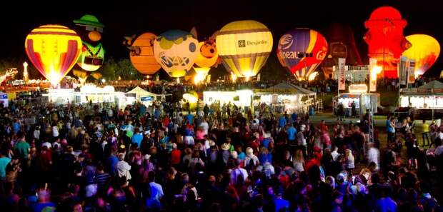 BalloonFestivals11 Самые зрелищные фестивали воздушных шаров