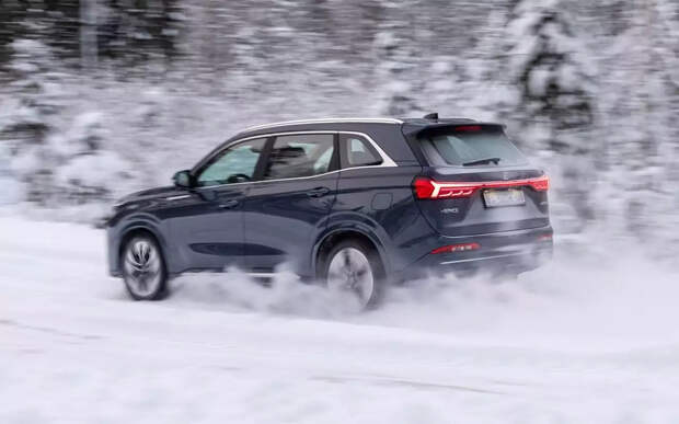 Богато оснащенный отечественный кроссовер получил полноприводную версию