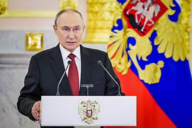 Песков: Путин предпринимает активные усилия по деэскалации ситуации в Иране