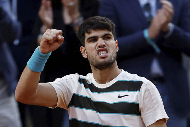 Алькарас вышел в финал Australian Open, обыграв Александра Зверева в 5 сетах