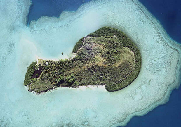 Остров в виде пениса, Фиджи