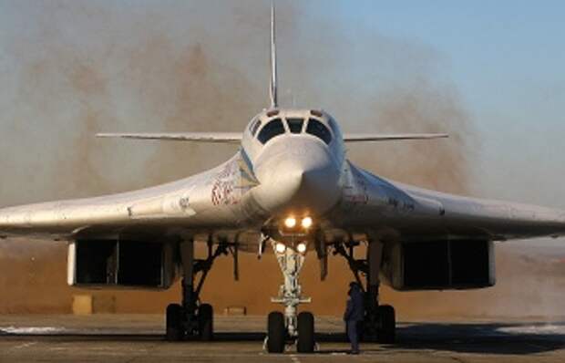 Бомбардировщик Ту-160