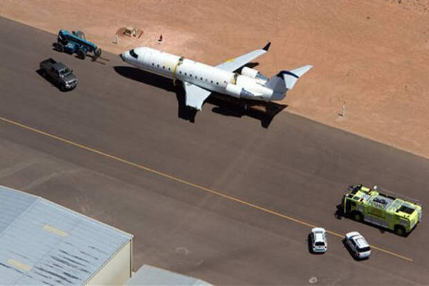 Самолёт Bombardier CRJ200