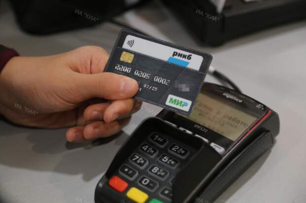Владельцы дебетовых и кредитных карт РНКБ могут получить кешбэк до 5% за оплату товаров и услуг