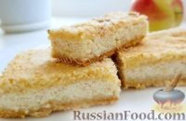 Фото к рецепту: Пирог с творогом и яблоками