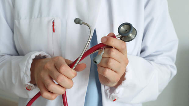 Собянин: специалисты еще 14 направлений могут получить статус «московский врач»