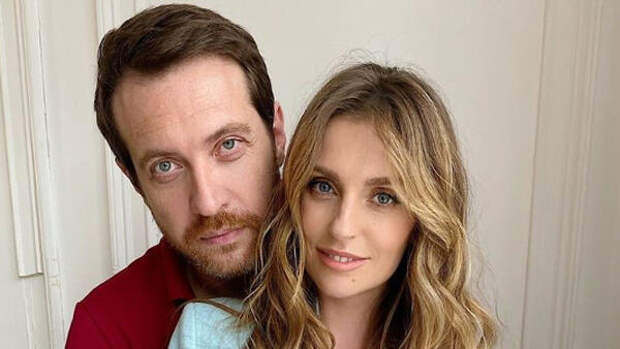 Живущий отдельно от жены Сафонов оставил послание в Сети — дочь солидарна