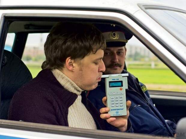 Проверять водителей на состояние опьянения будут по новым правилам :: NewRbk.ru