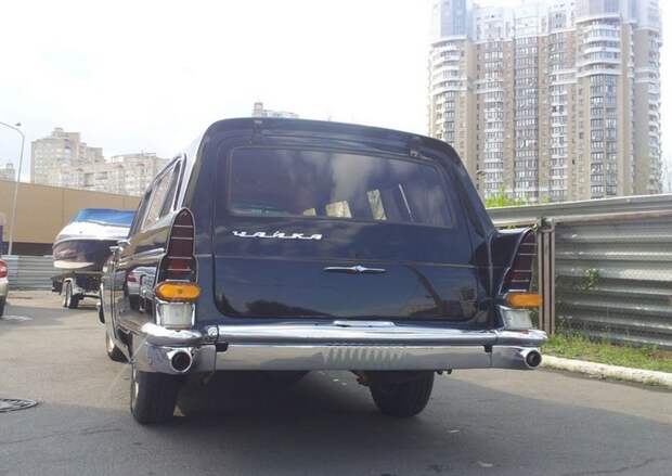 Редчайший универсал ГАЗ-13С: «Черная врачиха» авто, история