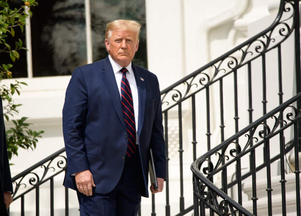 "Трамп вышел из-под контроля! Гибнут американцы!": В США начался страшный процесс. Закрутилось так, что Вашингтону не снилось