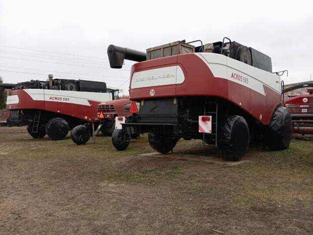 Теләче хуҗалыкларында авыл хуҗалыгы техникасын кышкы саклауга кую тикшерелде