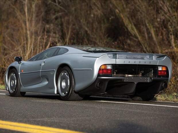 Jaguar XJ220 – не добившийся успеха суперкар jaguar, jaguar xj220, авто, автоаукцион, автомобили, олдтаймер, спорткар, суперкар