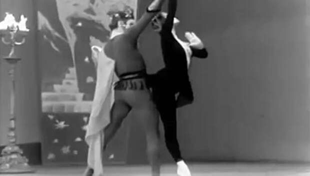 Марис Лиепа и Майя Плисецкая в документальном фильме «Новогодний календарь», 1965 год. Фрагмент балета «Легенда о любви»
