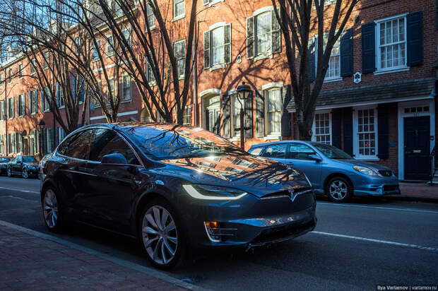 Tesla Model X: обзор удивительной машины