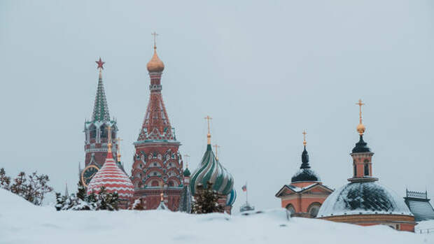 Стало известно о сильных снегопадах, надвигающихся на Москву — целых два циклона