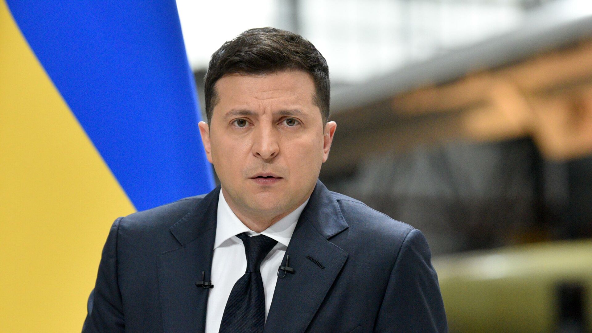 Депутат Рады предрек свержение Зеленского осенью 