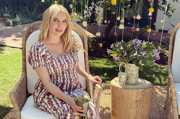 Звездные гости и букет цветов в виде вагины: Эмма Робертс устроила вечеринку в честь будущего ребенка