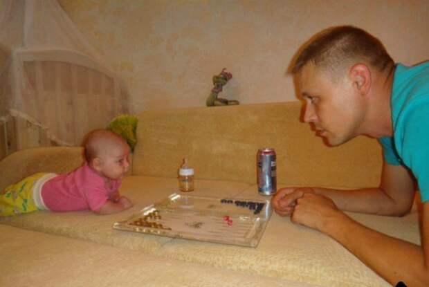 18 забавных снимков о том, как нелегко быть родителями