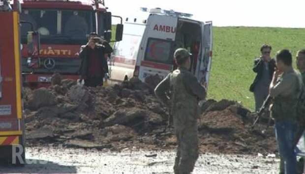 СРОЧНО: новый теракт на пути следования военного конвоя в Турции (ФОТО+ВИДЕО) | Русская весна