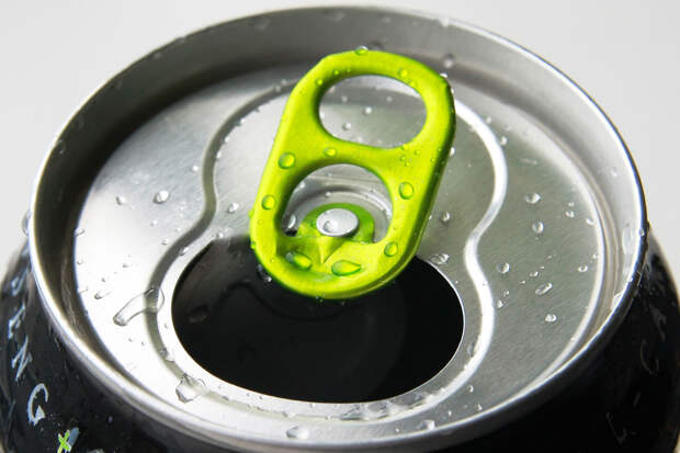 Daily Mail: энергетические напитки могут повышать риск рака толстой кишки