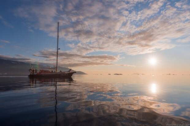 i-want-to-visit-greenland-artnaz-com-11