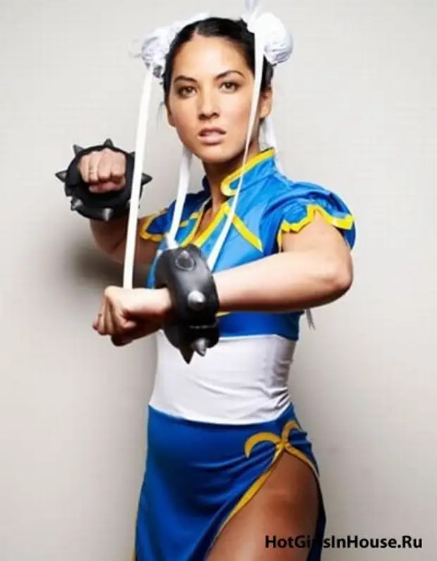 Hot Chun Li Cosplay