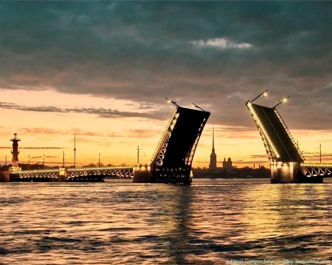 АНОМАЛИИ САНКТ-ПЕТЕРБУРГА ОТ ИССЛЕДОВАТЕЛЯ МУРВЕТА АХМЕДОВА
