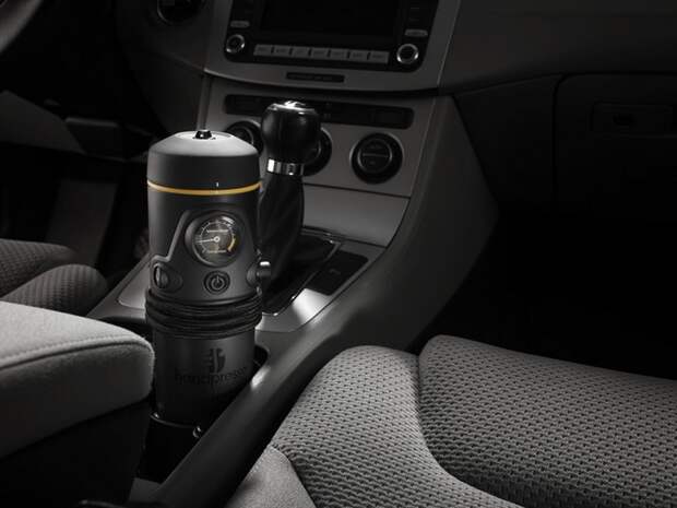 Handpresso Auto Machine – кофеварка для автомобилистов Handpresso Auto Machine – кофеварка для автомобилистов