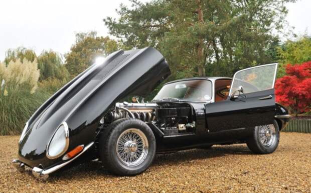 Шедевр автостроения по прозвищу “Элвис” Шедевр автостроения по прозвищу “Элвис” eagle, jaguar, олдтаймер