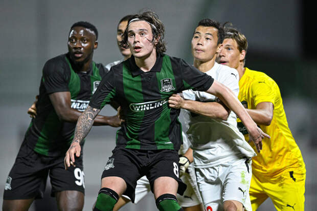 Челестини: Проблема Козлова в том, что он продолжает тренироваться в «Краснодаре»