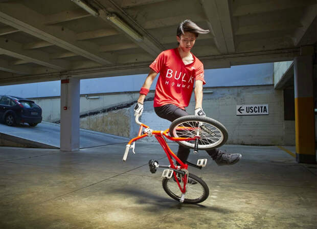 Такахиро Икеда из Японии сделал 83 оборота вокруг своей оси на BMX 83.