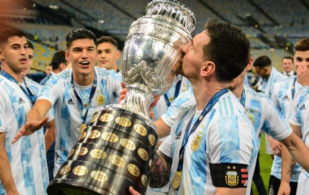 «Выиграть ЧМ-2022 Аргентине будет сложнее, чем Кубок Америки». Сенников — о триумфе Месси на «Маракане»