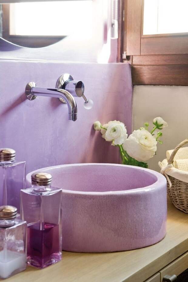 ванная комната в фиолетовом цвете