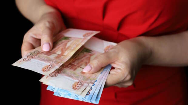 В Госдуму внесут законопроект о зарплате на руки не меньше МРОТ