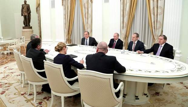 http://eer.ru/sites/default/files/uploads/%25D0%25BF%25D1%2583%25D1%2582%25D0%25B8%25D0%25BD%2520%25D0%25B3%25D0%25B0%25D0%25B1%25D1%2580%25D0%25B8%25D1%258D%25D0%25BB%25D1%258C.jpg