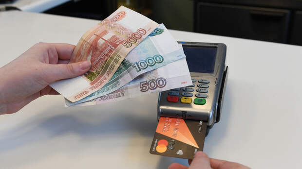 Минфин не планирует дополнительно облагать НДС банковские операции