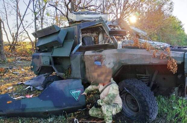 Бывший эстонский бронеавтомобиль Mamba Mk2 EE подбит на Украине
