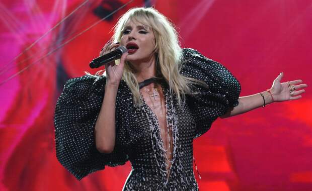 Продюсер высказался о гонорарах Лободы в России