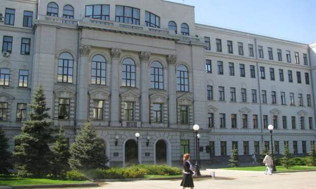 Днепропетровский облсовет признал Россию агрессором, а ДНР и ЛНР – террористами