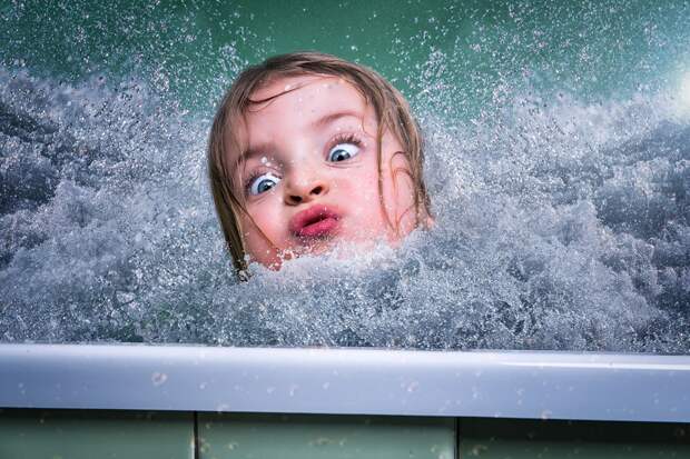 JohnWilhelm13 «Мои безбашенные дочки» — проект Джона Вильгельма