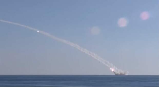 минобороны опубликовало видео удара по иг с подлодки в средиземноморье. видео