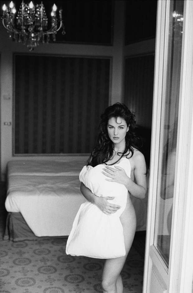 Моника Белуччи (Monica Bellucci) в фотосессии Андреа Бланш (Andrea Blanch) (1996), фото 3