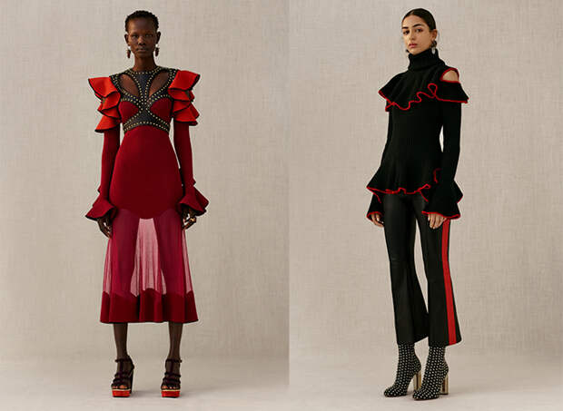 Фотографии из лукбука Alexander McQueen. Коллекция Сары Бертон. Фотографии из лукбука Alexander McQueen. Коллекция Сары Бертон.